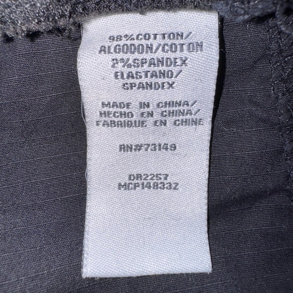 One 5 One black tie bottom capris. Size medium GUC - Picture 8 of 10